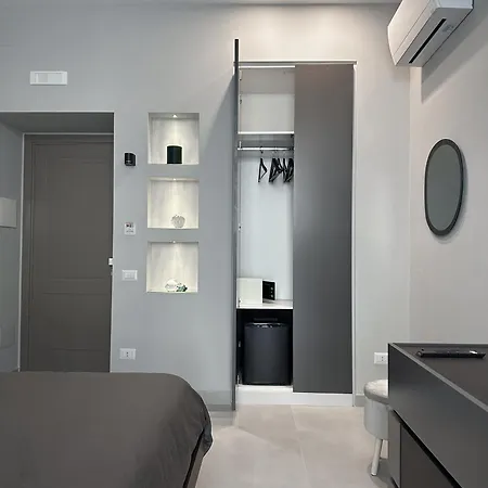 Soul 'e Napule - Konukevi